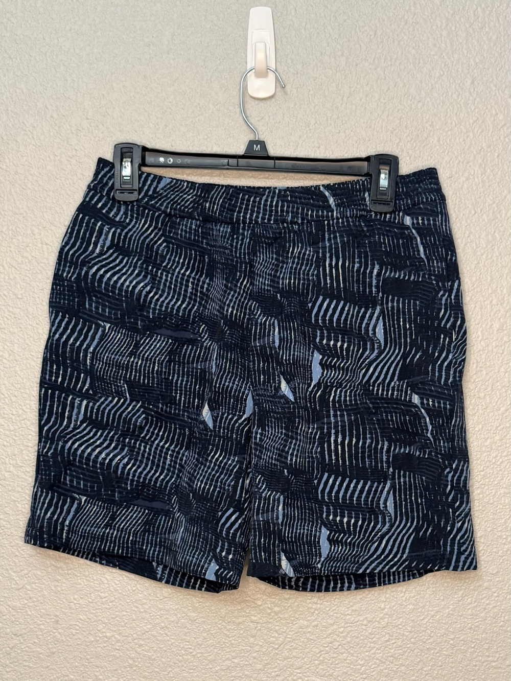 Outdoor Voices | Blue and Black Wave Performance Shorts | Size Small